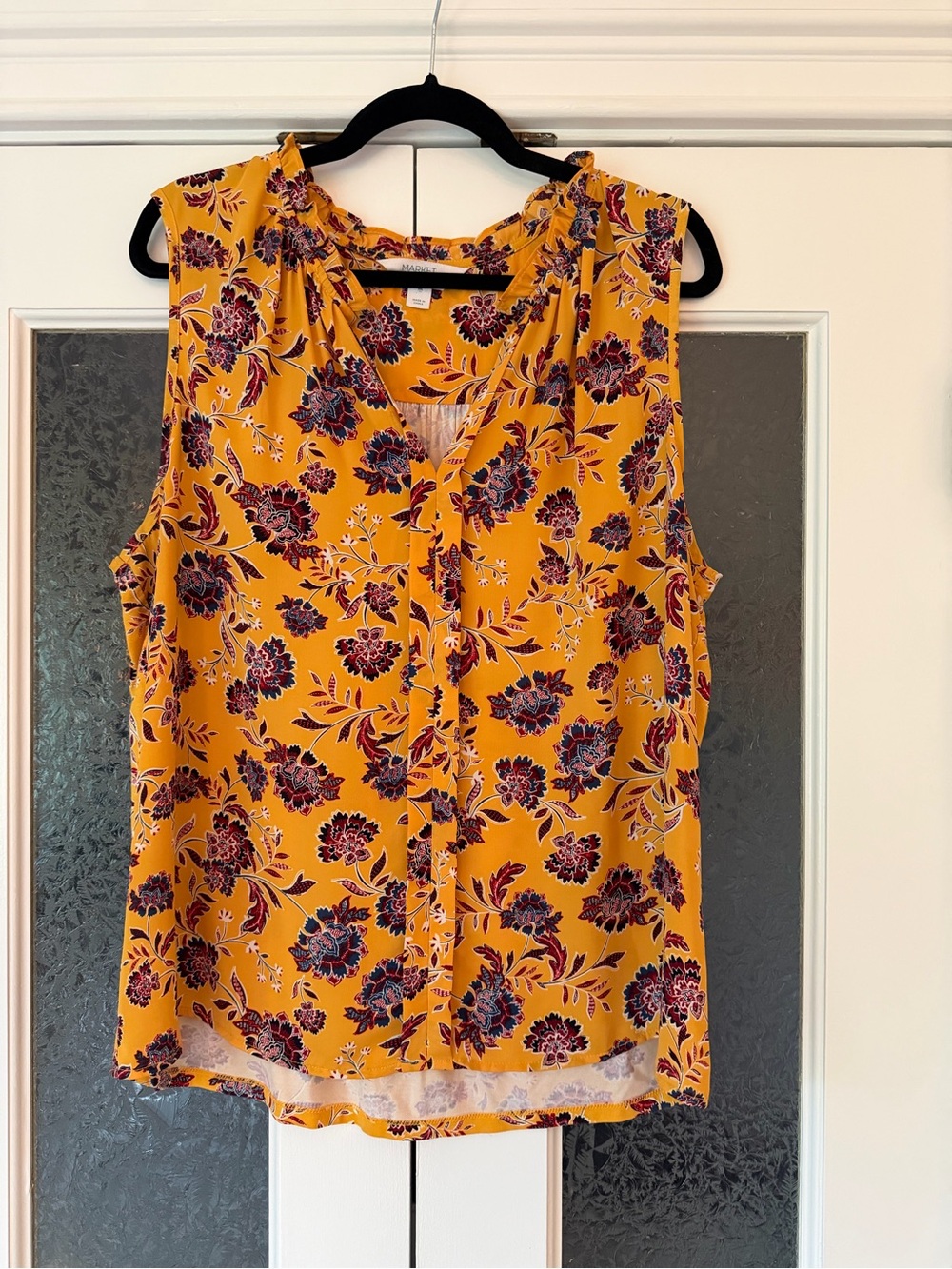 Floral Sleeveless Blouse